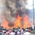 Voraz incendio en el centro de Armenia