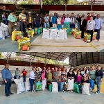 La Alcaldía de Calarcá y el Instituto Nacional de Vías INVIAS entregaron kits de fortalecimiento para pequeños productores del municipio