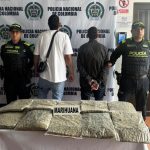 Capturados dos hombres en un vehículo con marihuana en Calarcá